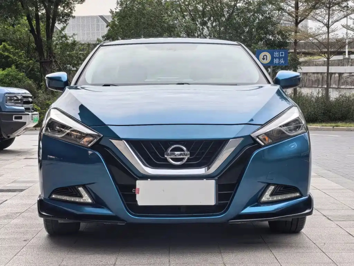 NISSAN LANNIA