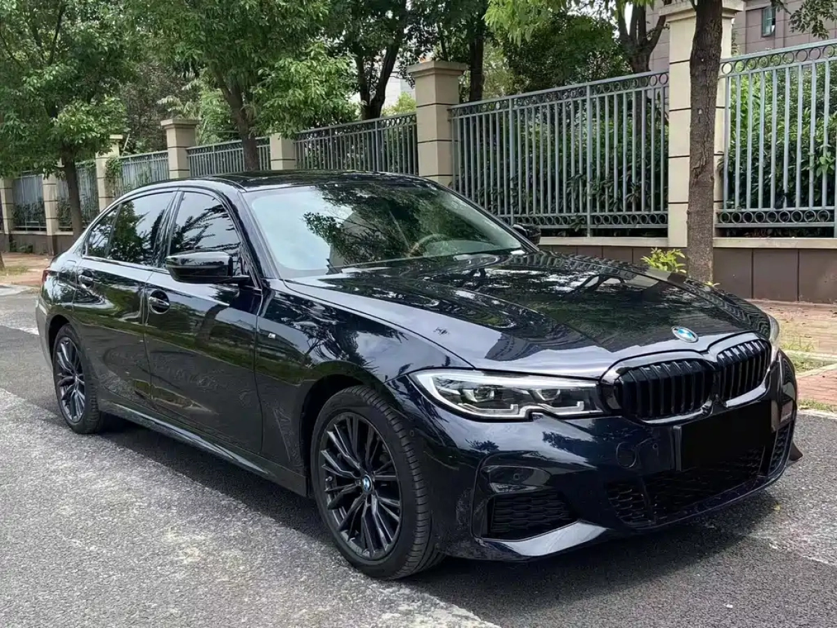 BMW 3-SERIES