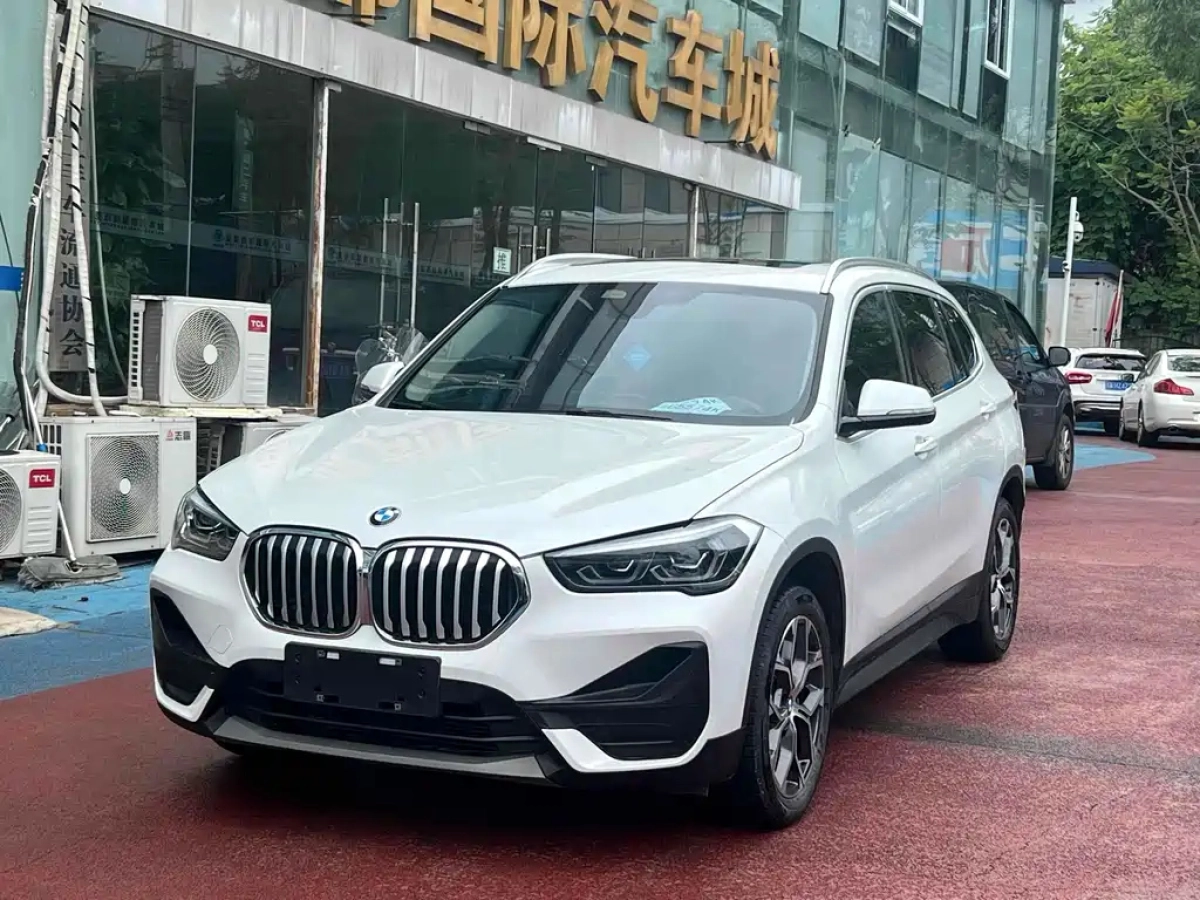 BMW X1  2022