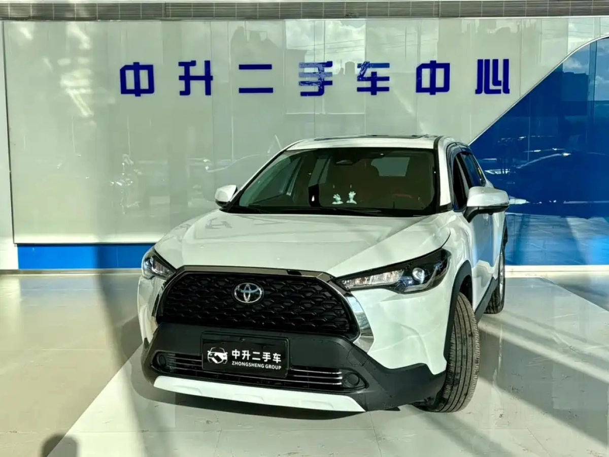 TOYOTA COROLLA CROSS  2024