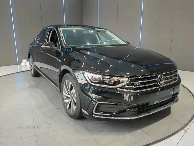 VOLKSWAGEN MAGOTAN GTE PLUG IN HYBRID