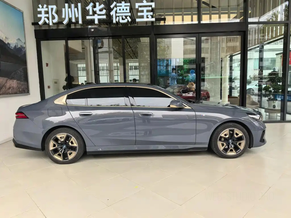 BMW I5