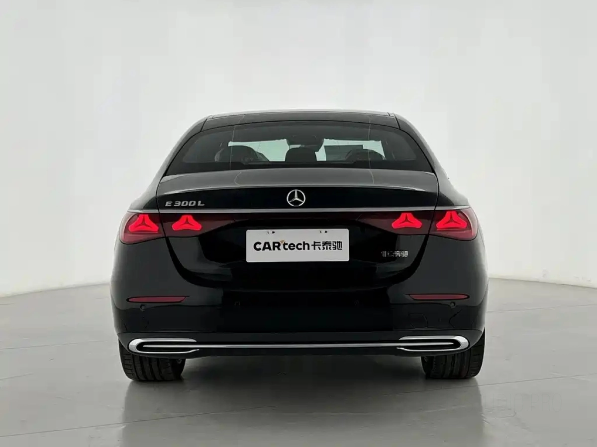 MERCEDES BENZ E-CLASS