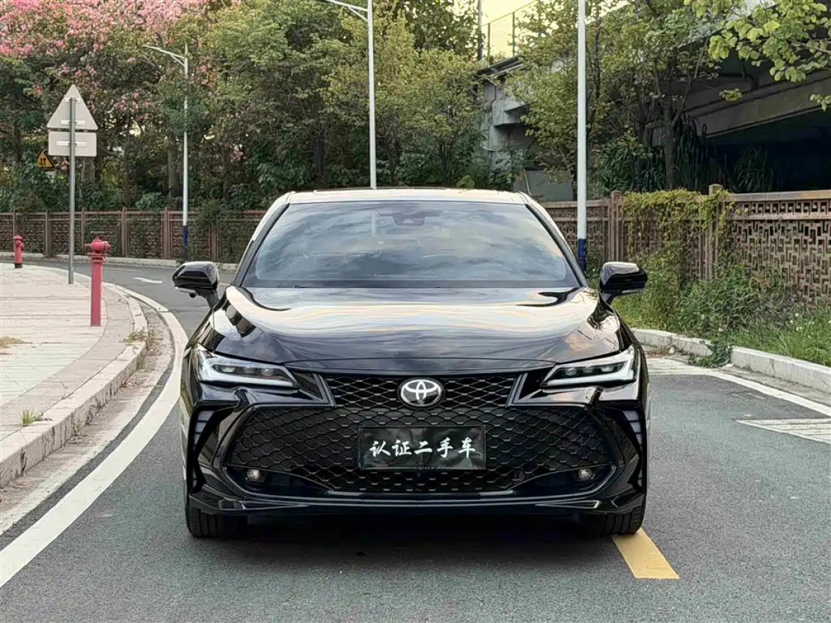 TOYOTA AVALON  2022