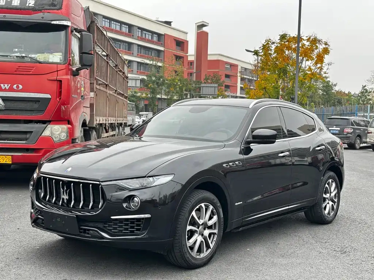 MASERATI LEVANTE