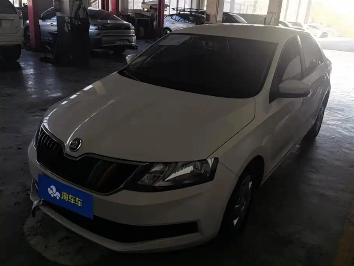 SKODA RAPID  2019