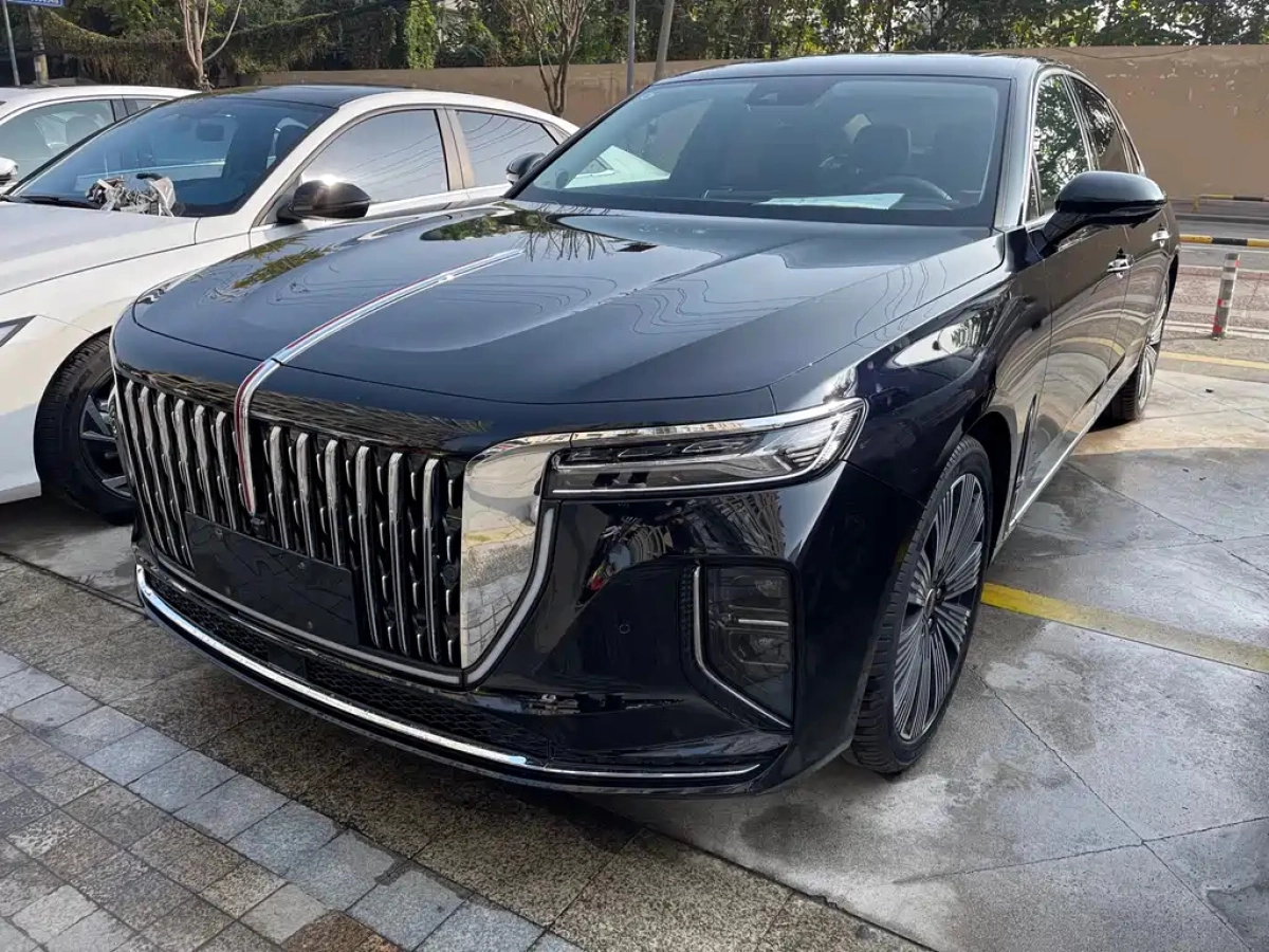 HONGQI H9  2025