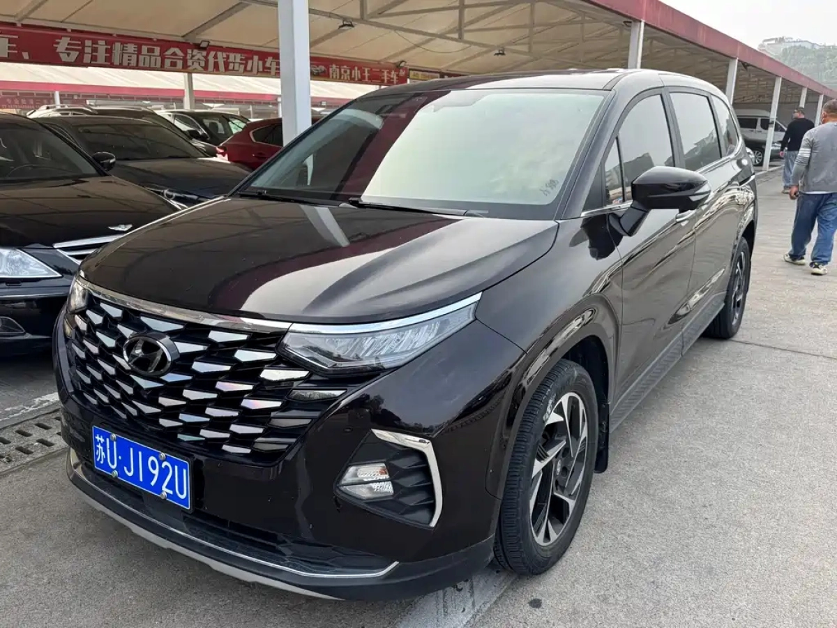 HYUNDAI CUSTO