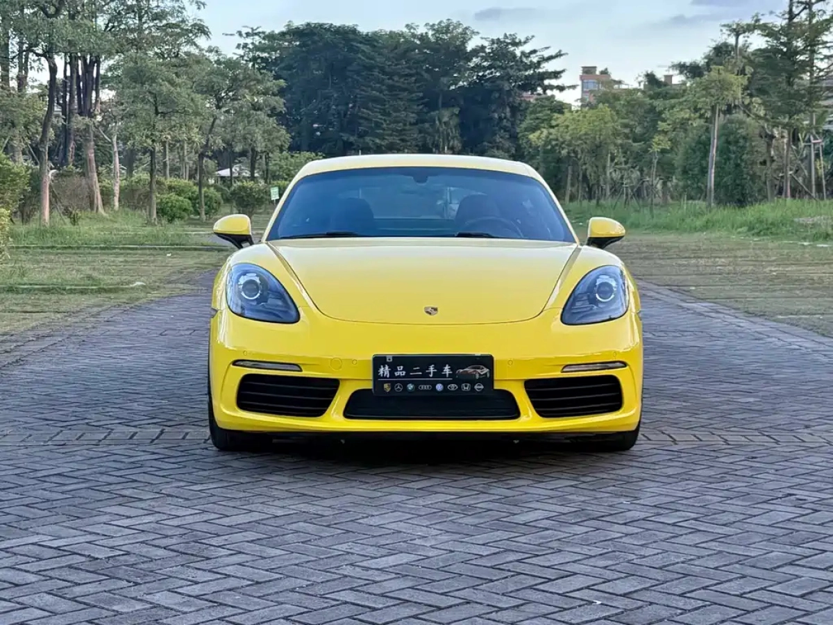 PORSCHE 718