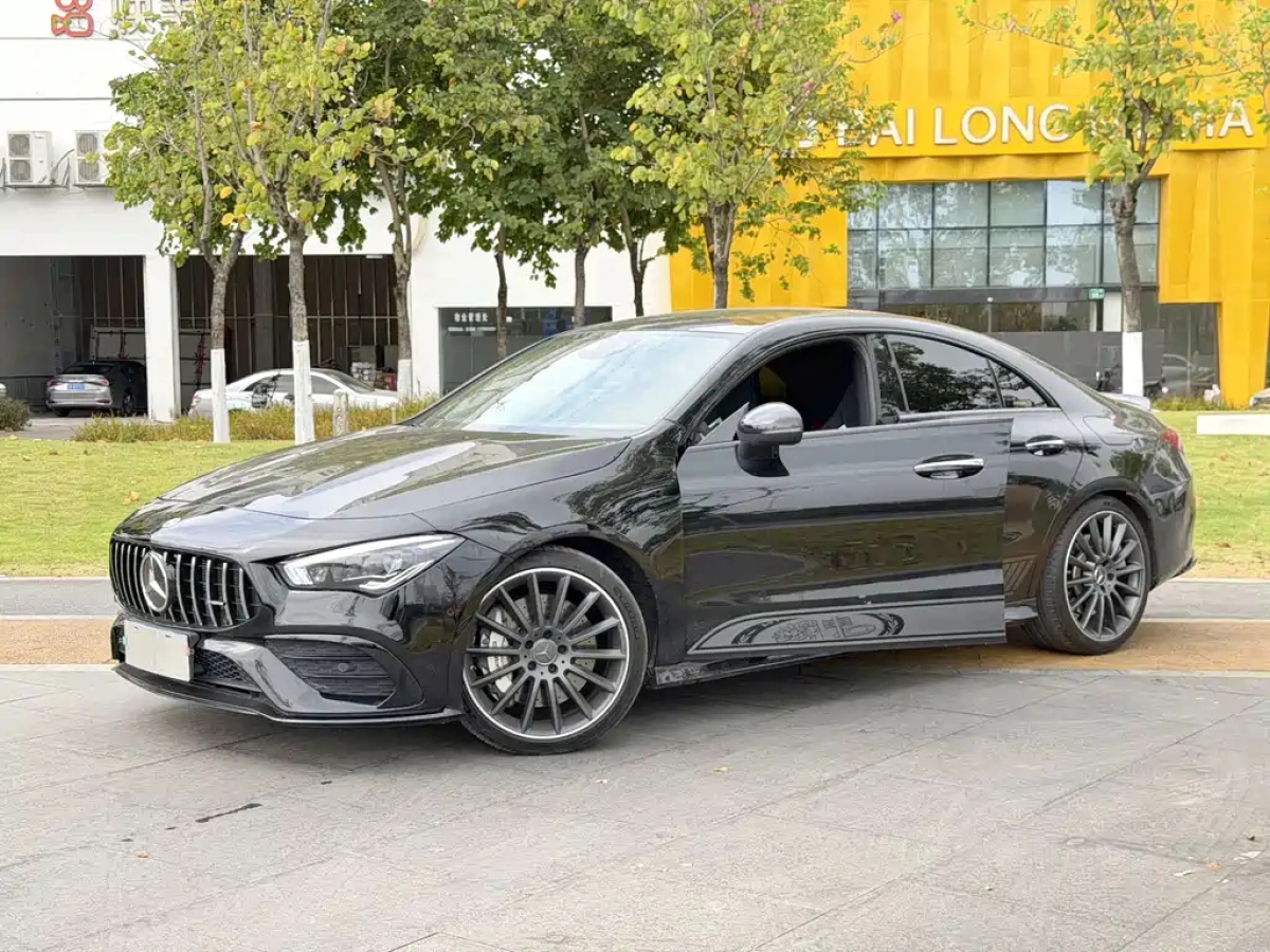 MERCEDES BENZ CLA AMG  2023