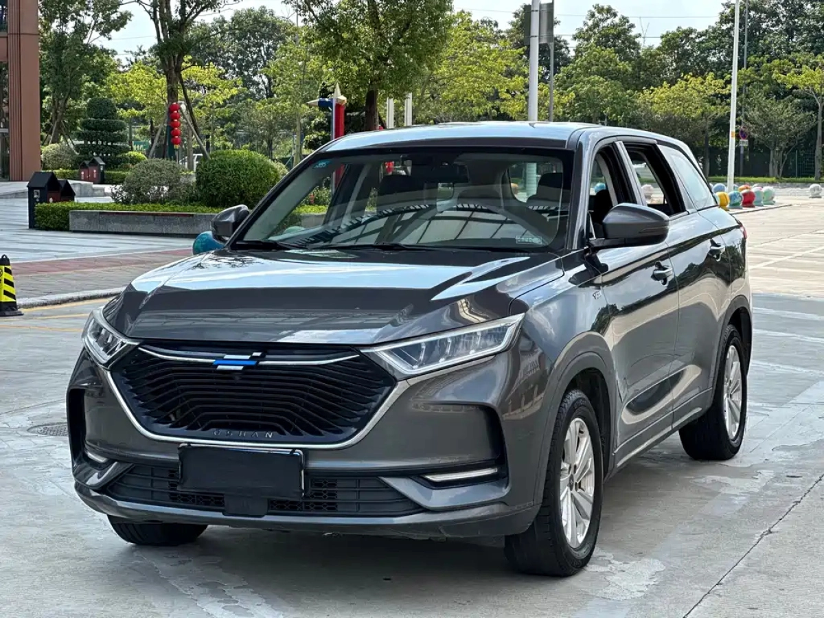 CHANGAN OSHAN X7