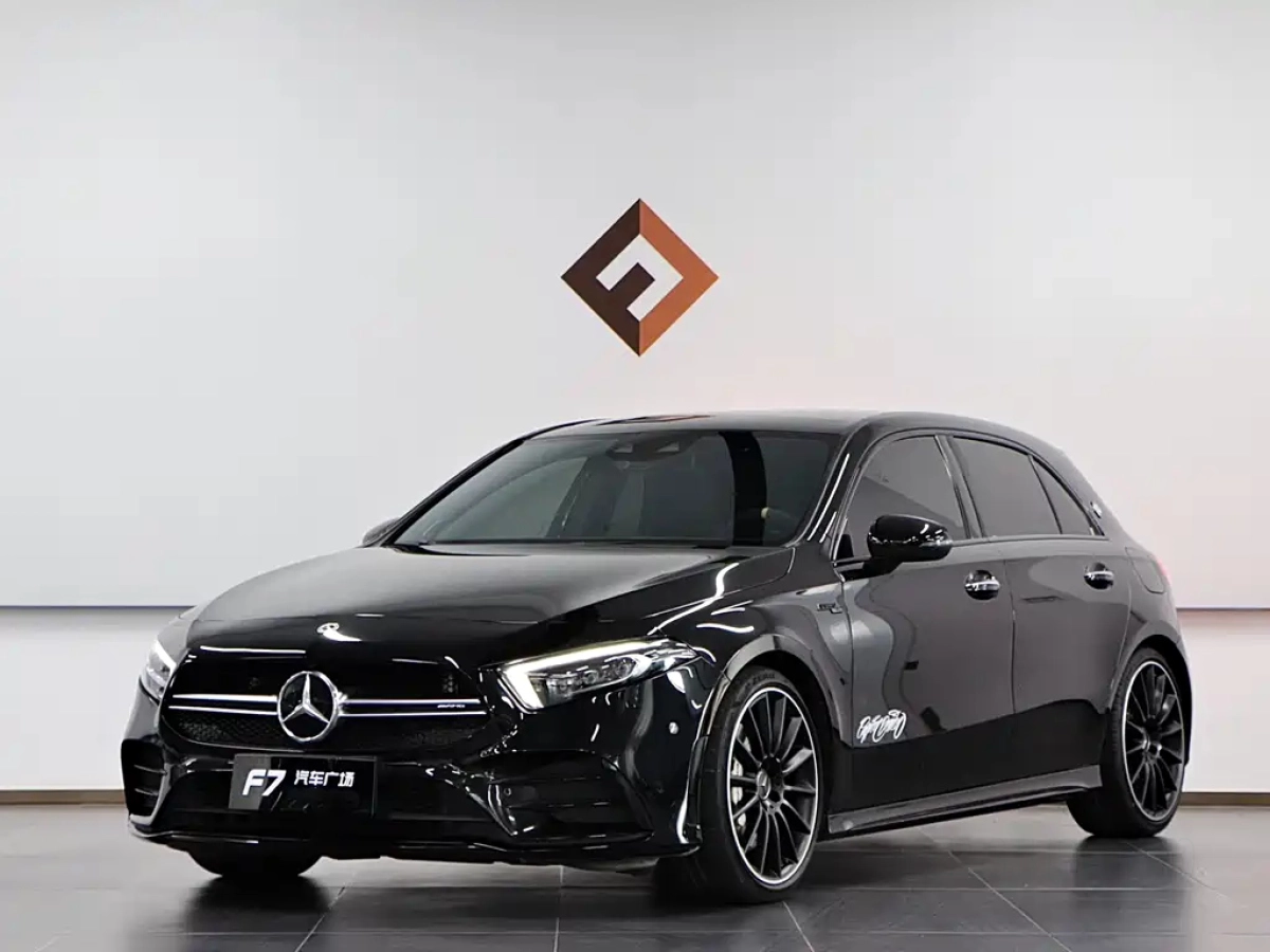 MERCEDES BENZ A-CLASS AMG  2021