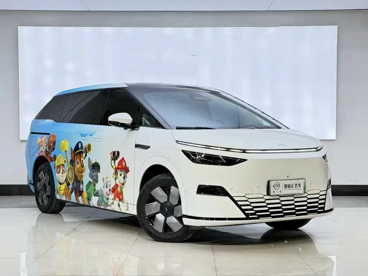 XPENG MOTORS X9