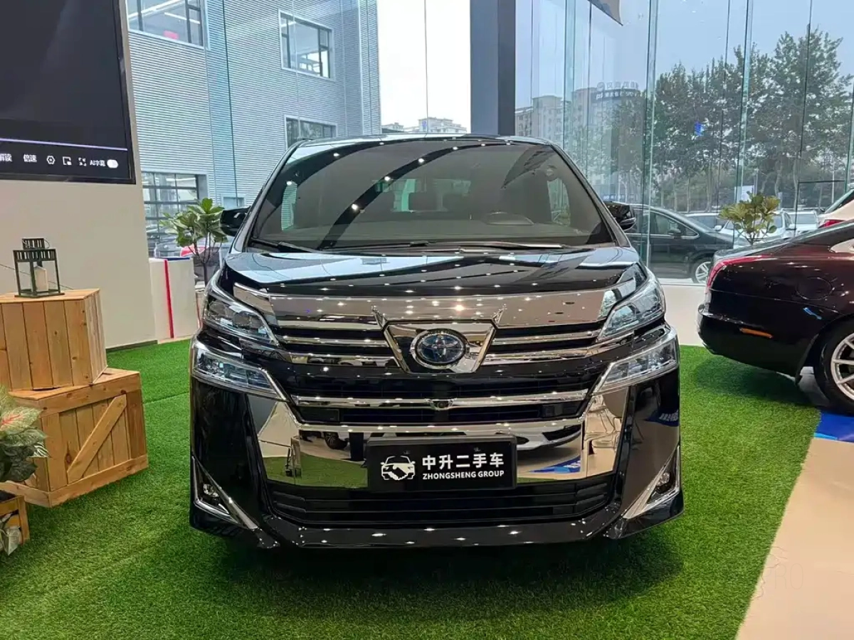 TOYOTA VELLFIRE
