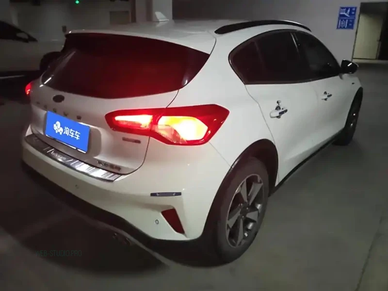 FORD FOCUS ACTIVE