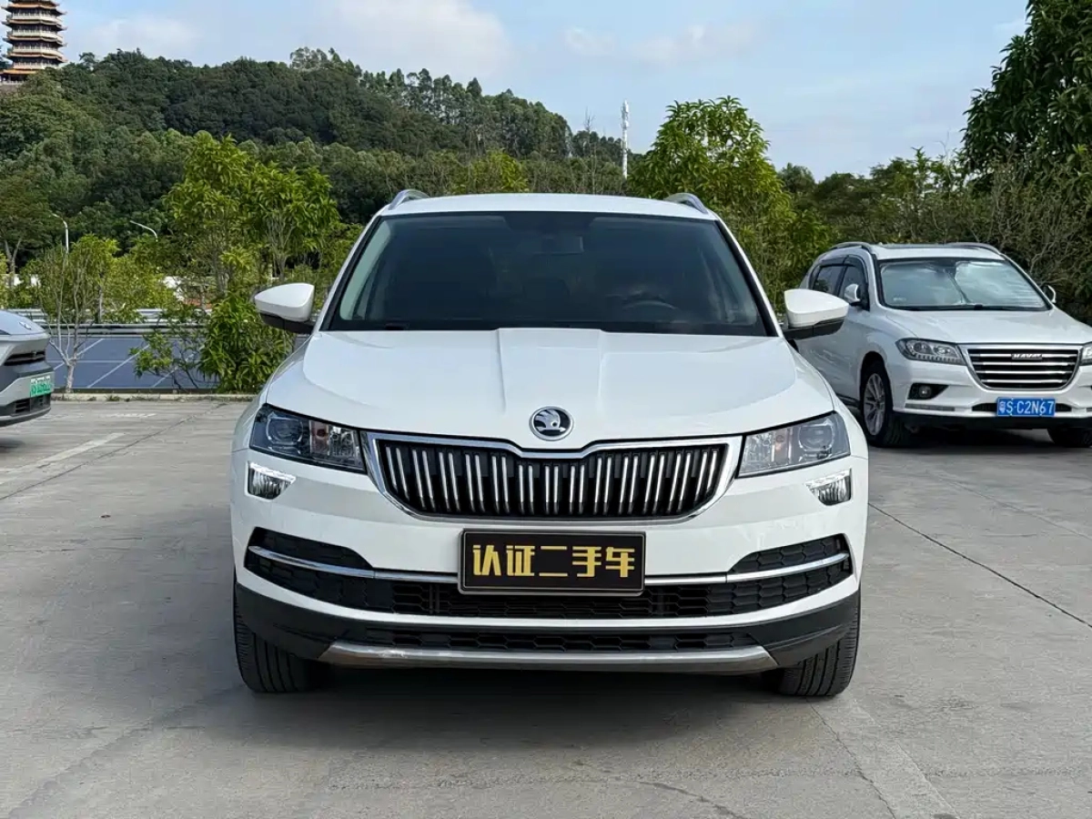 SKODA KAROQ