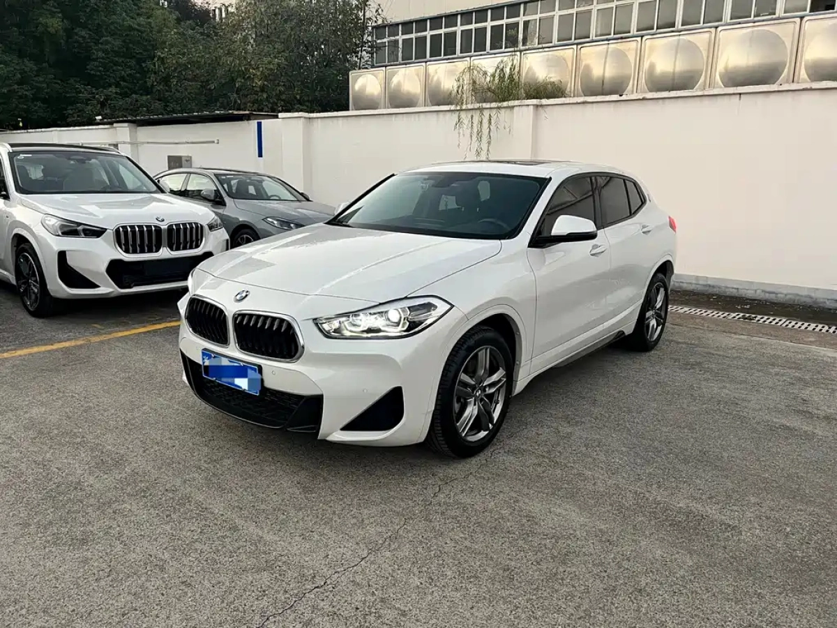 BMW X2