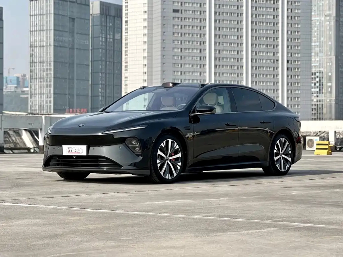 NIO ET7
