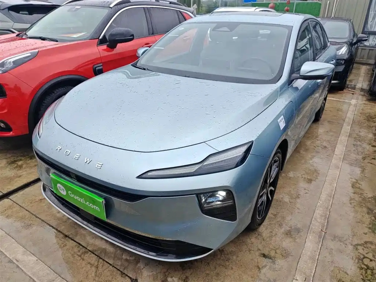 ROEWE D6