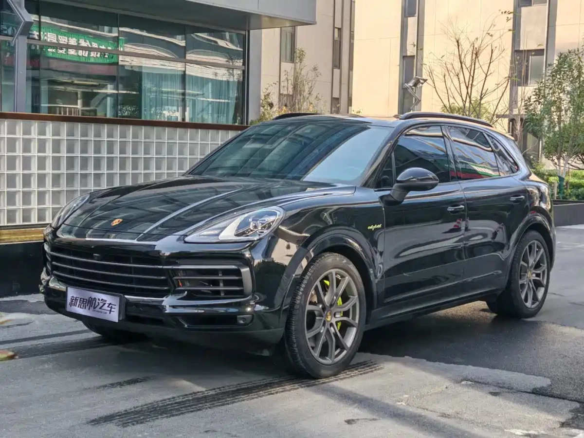 PORSCHE CAYENNE NEW ENERGY