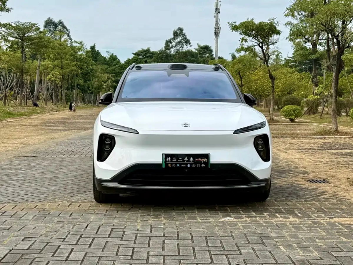 NIO ES6
