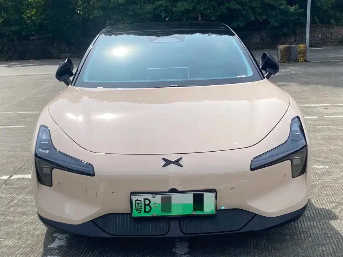 XPENG MOTORS MONA M03