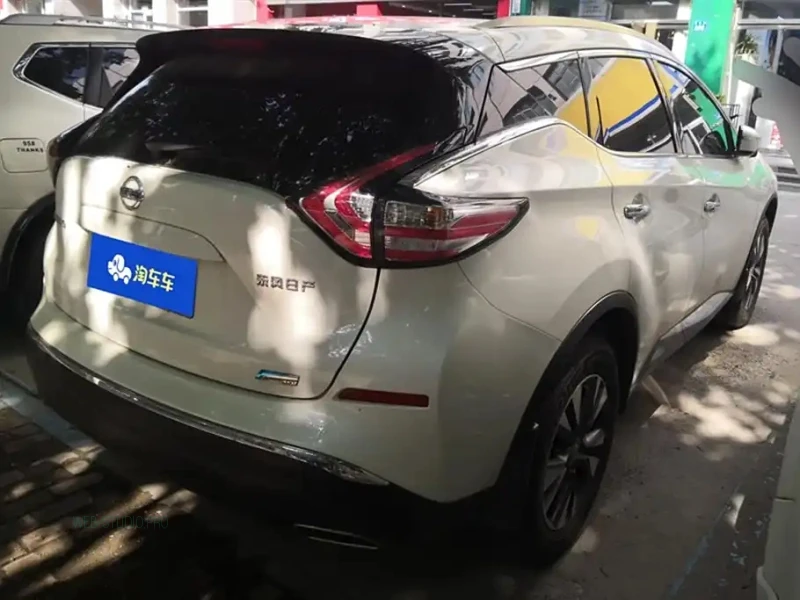 NISSAN MURANO