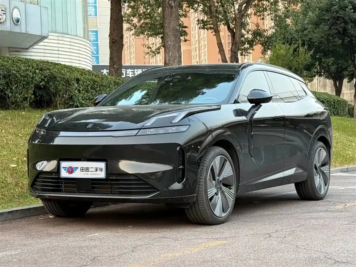 LYNK&CO 08 NEW ENERGY