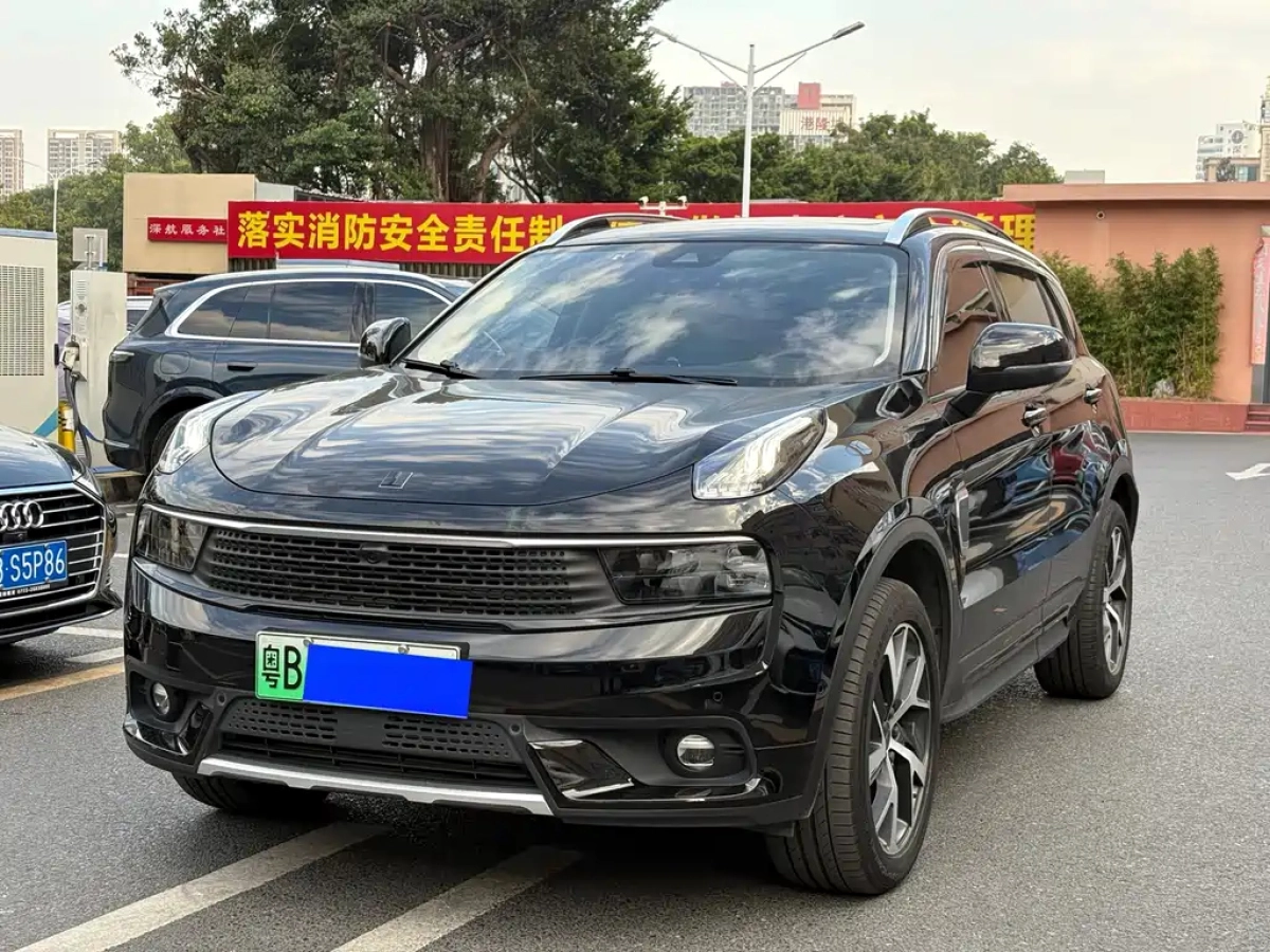 LYNK&CO 01 NEW ENERGY