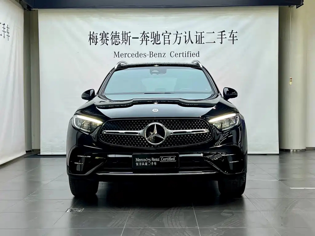 MERCEDES BENZ GLC