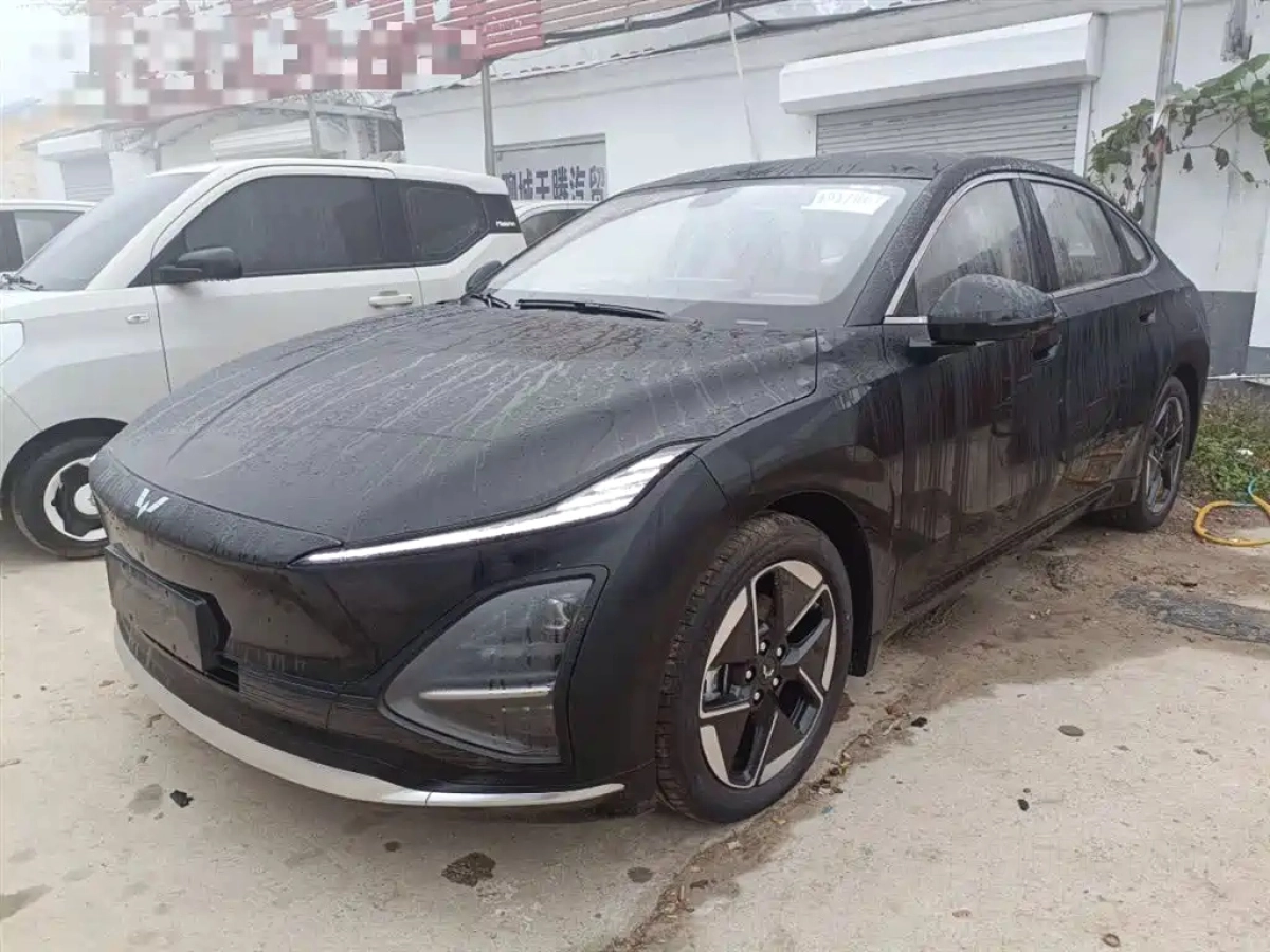 SGMW WULING STARLIGHT