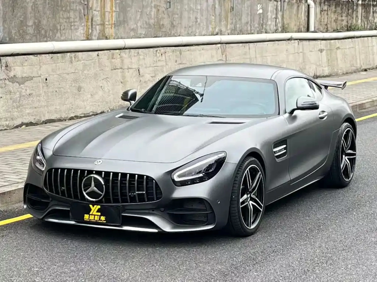 MERCEDES BENZ AMG GT  2021