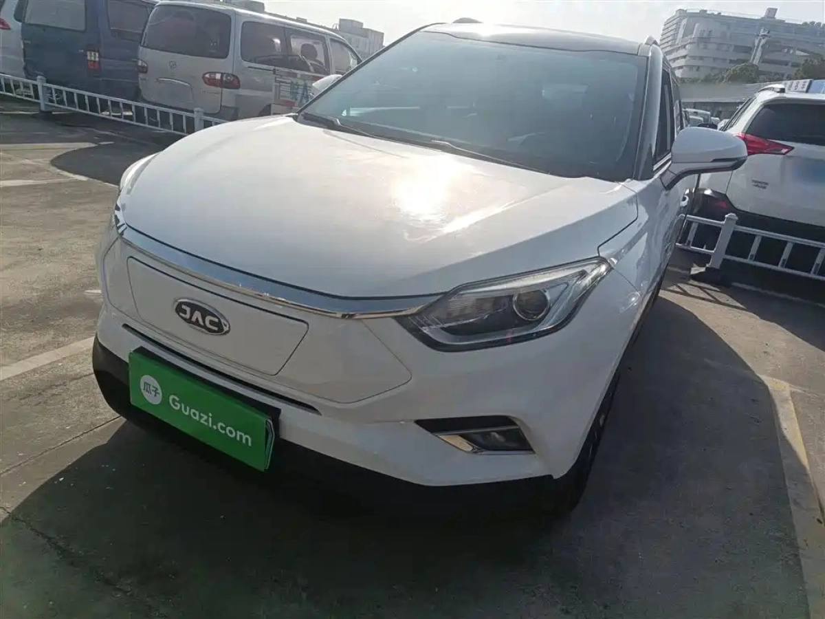 JAC MOTORS IEVS4  2019