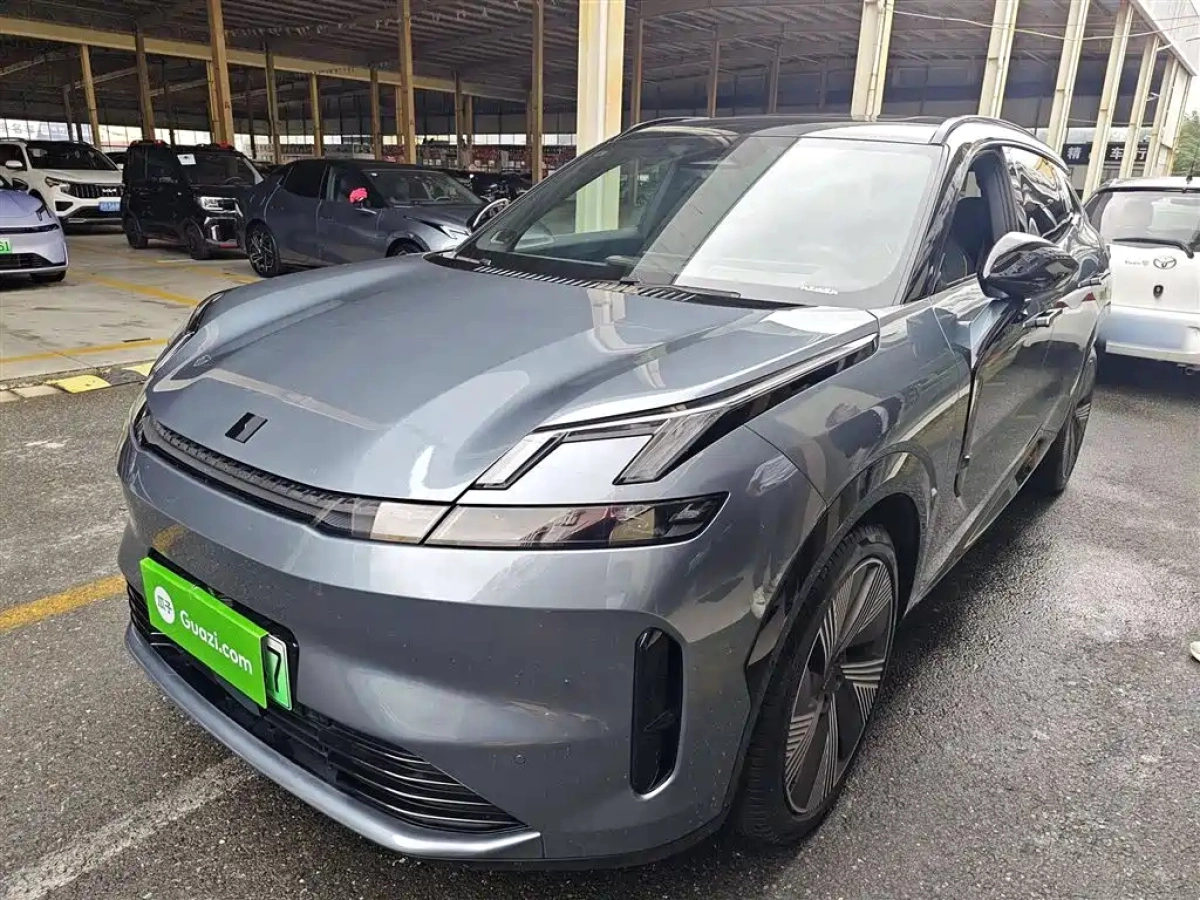 LYNK&CO 08 NEW ENERGY