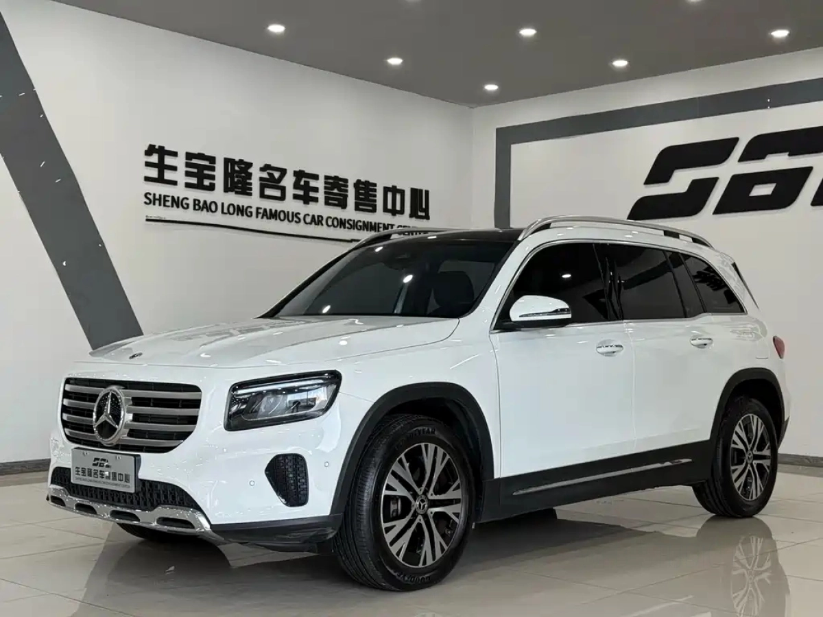 MERCEDES BENZ GLB