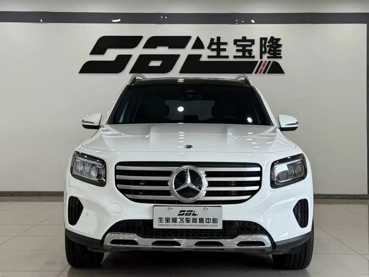 MERCEDES BENZ GLB