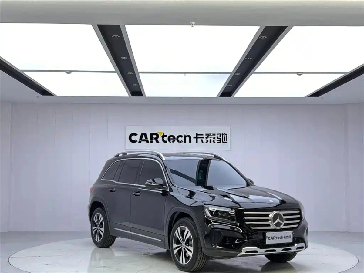 MERCEDES BENZ GLB