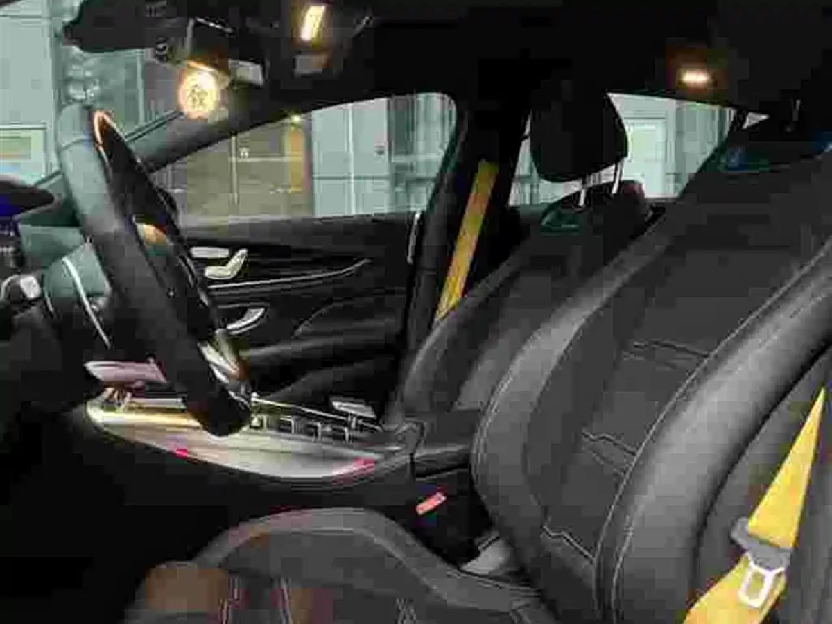 MERCEDES BENZ AMG GT