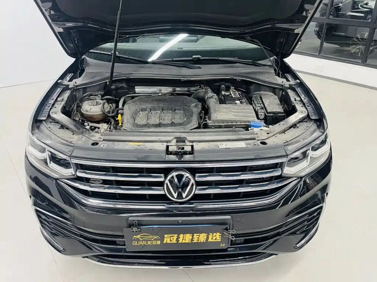 VOLKSWAGEN TIGUAN X
