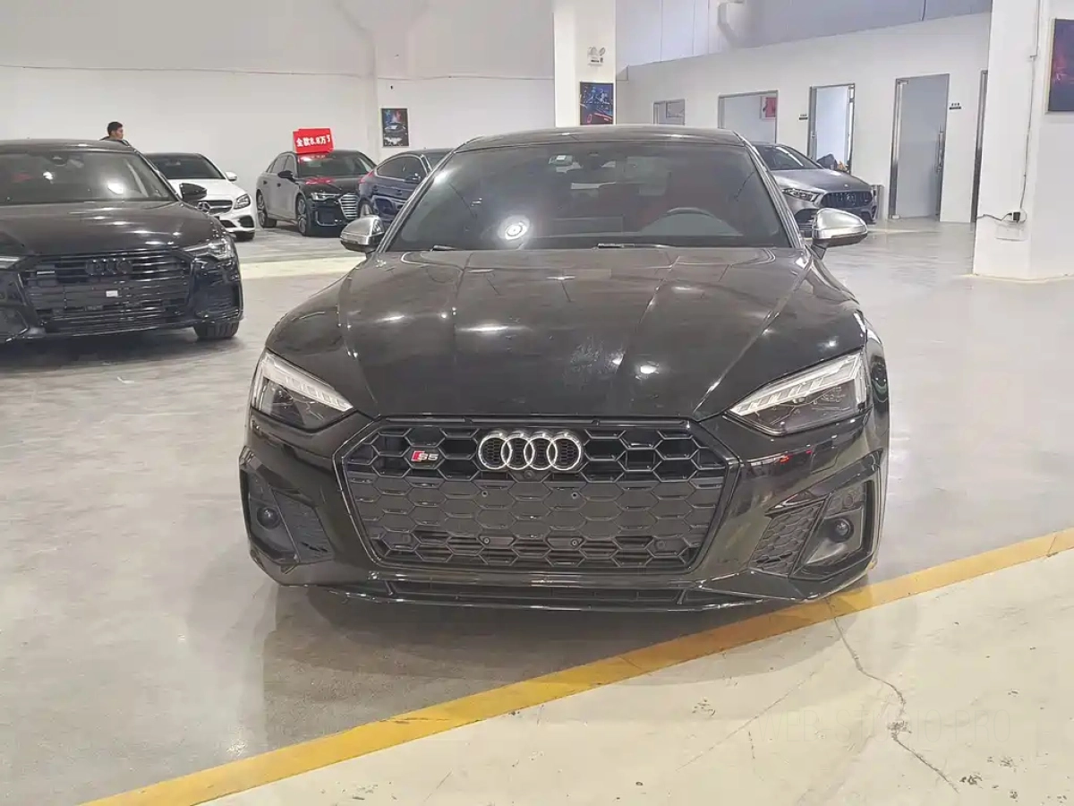 AUDI S5