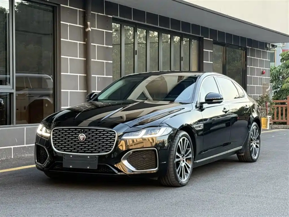 JAGUAR XFL