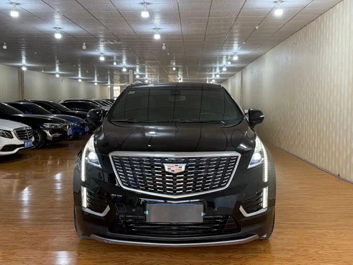 CADILLAC XT5