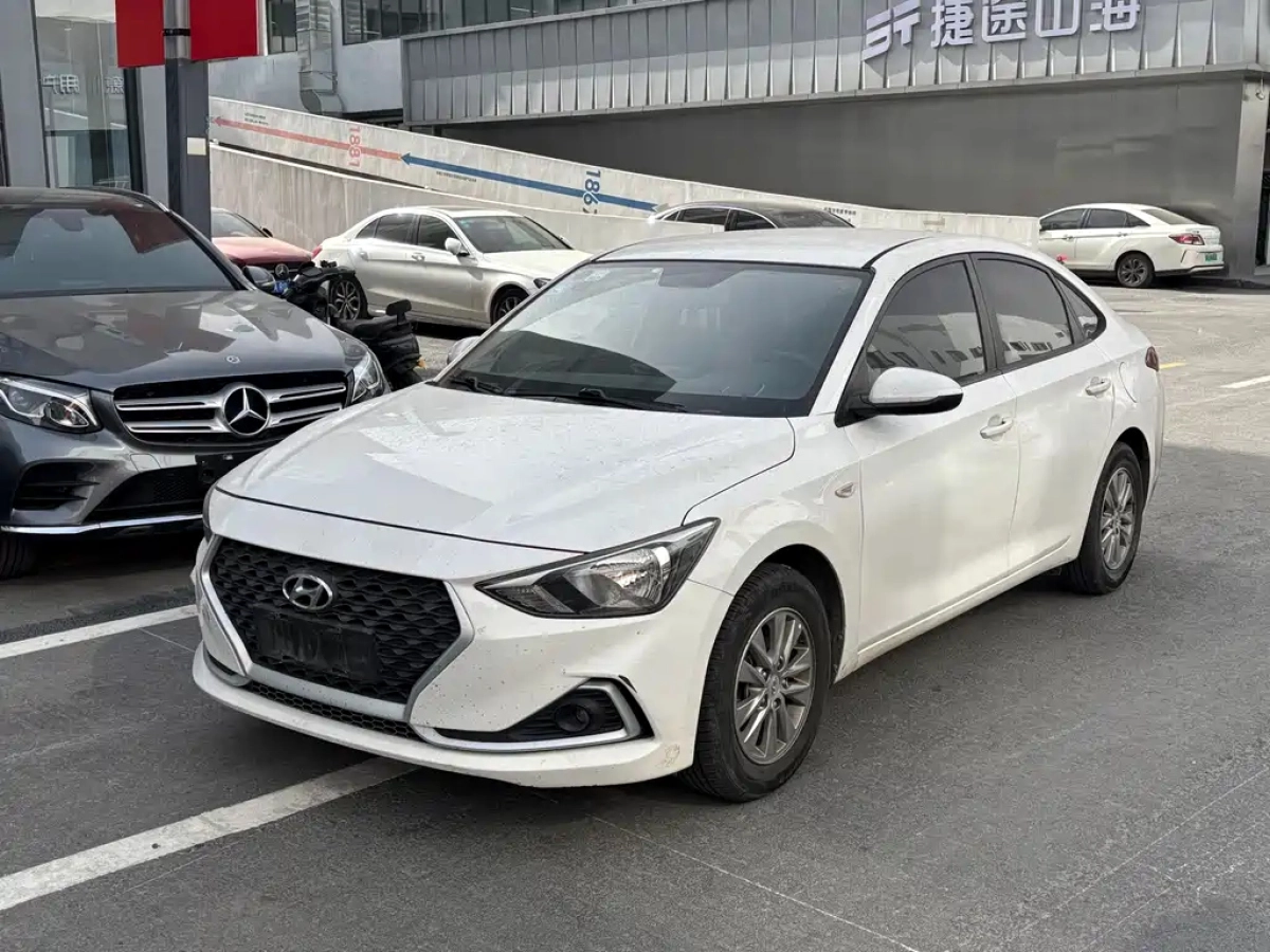 HYUNDAI CELESTA  2019