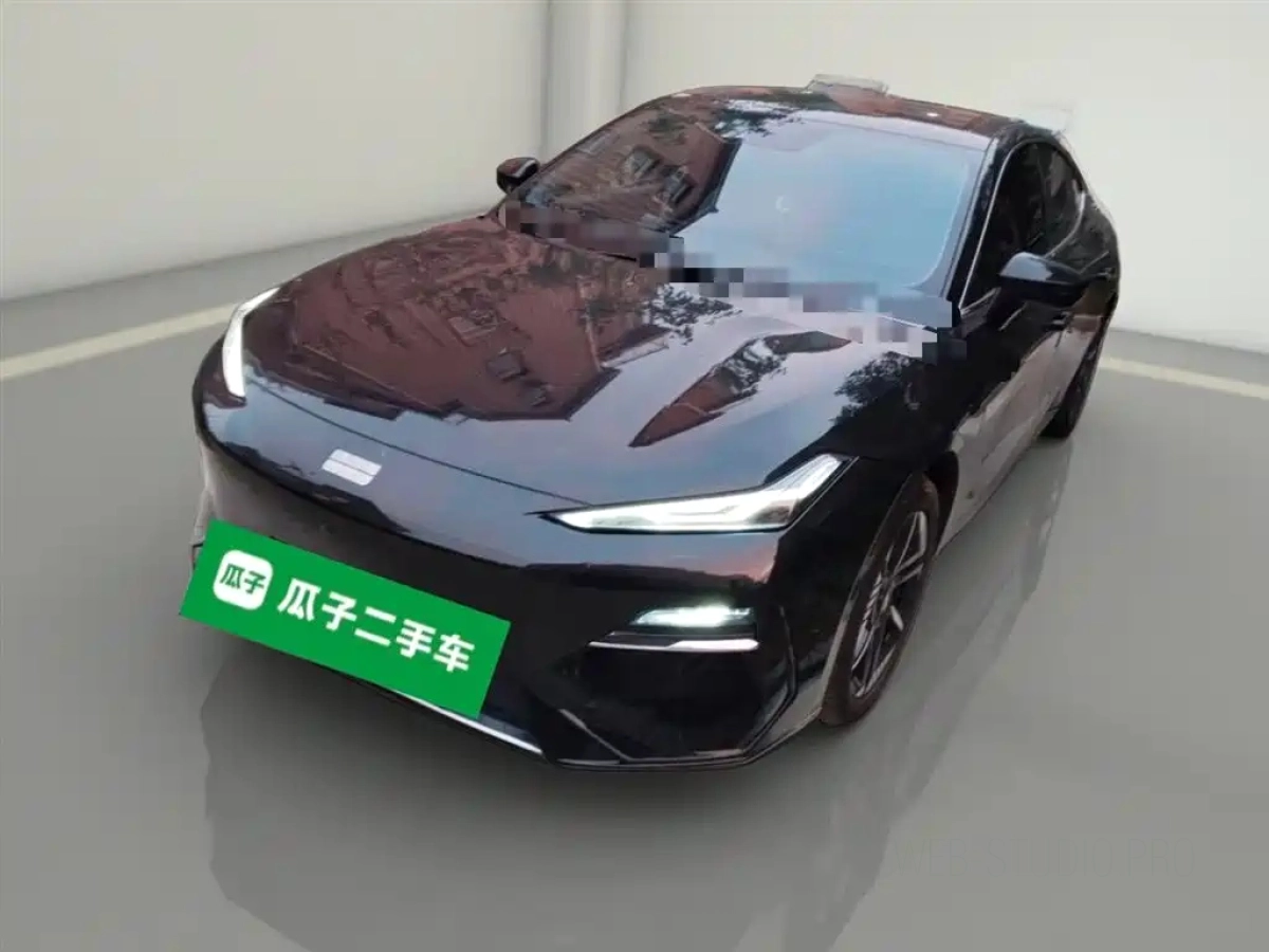 GEELY GALAXY GALAXY E8