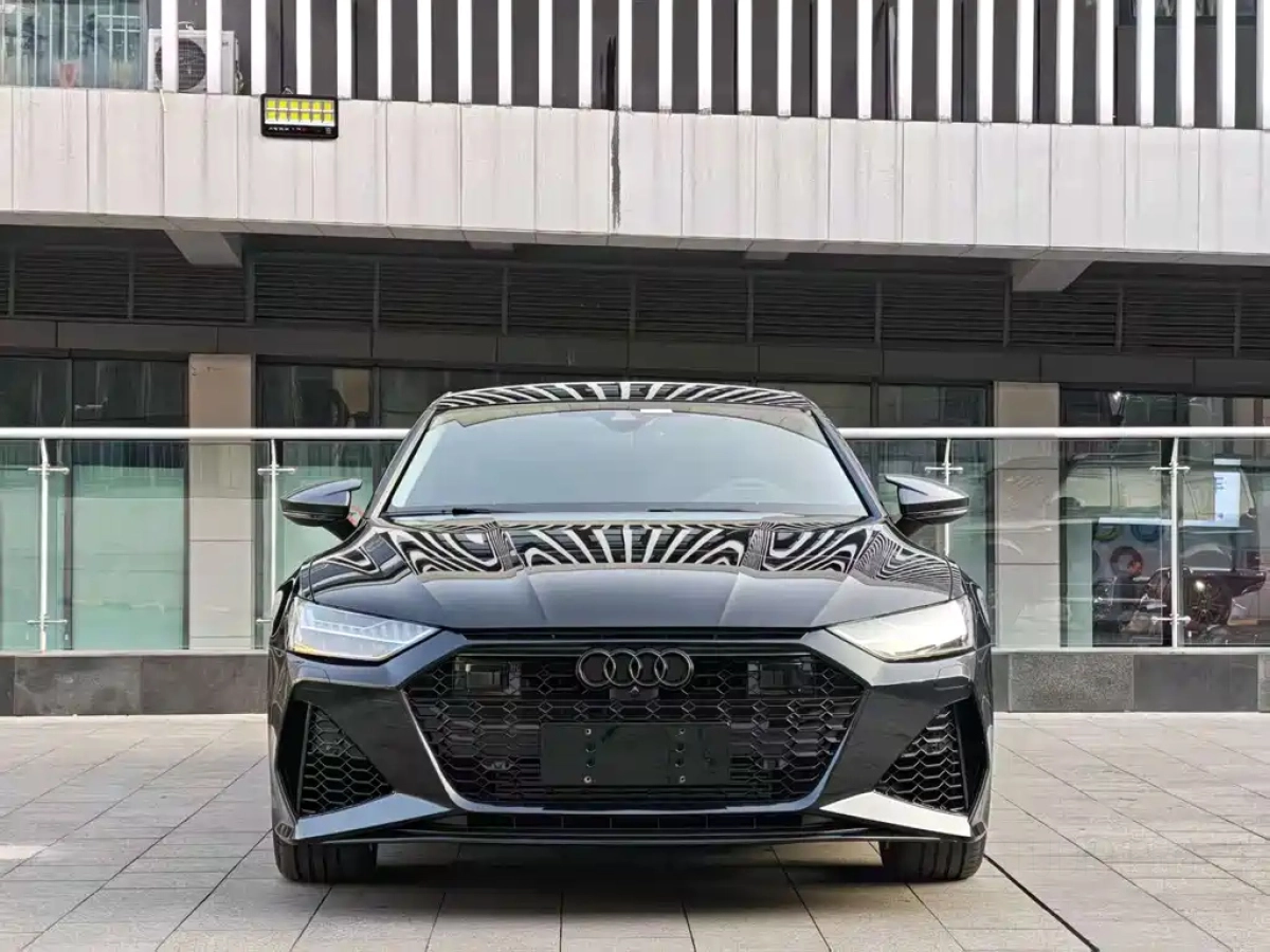 AUDI A7L