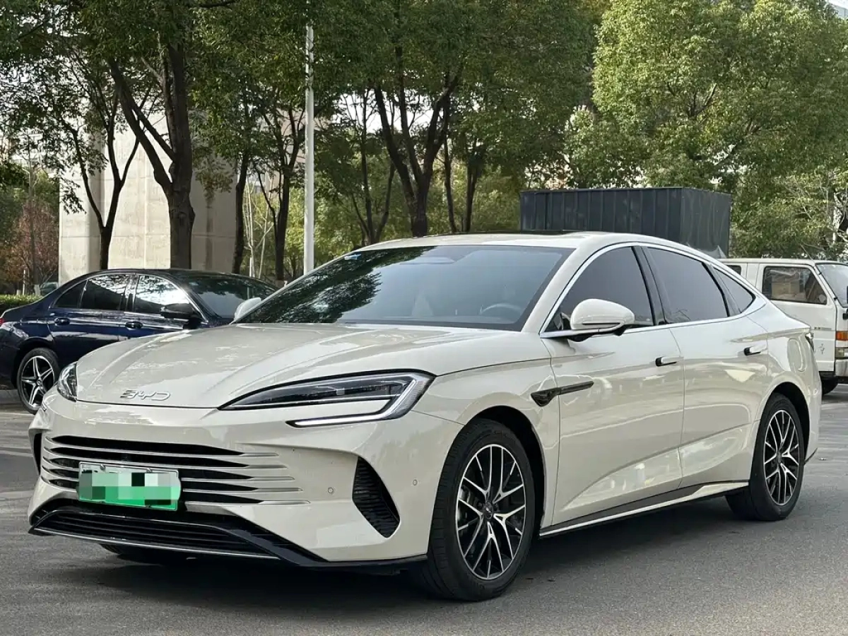 BYD SEAL 07 DM-I  2025