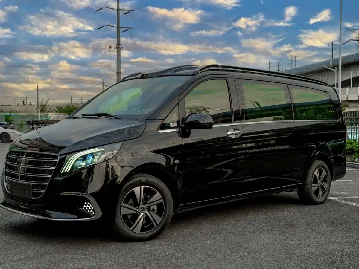 MERCEDES BENZ VITO  2025