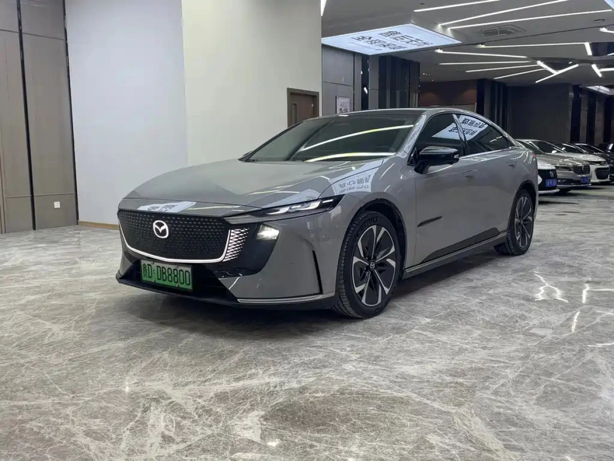 MAZDA EZ-6  2025