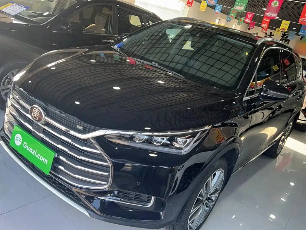 BYD TANG  2020