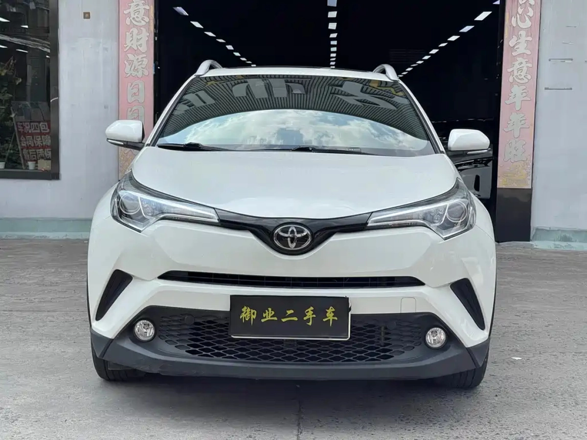 TOYOTA C-HR